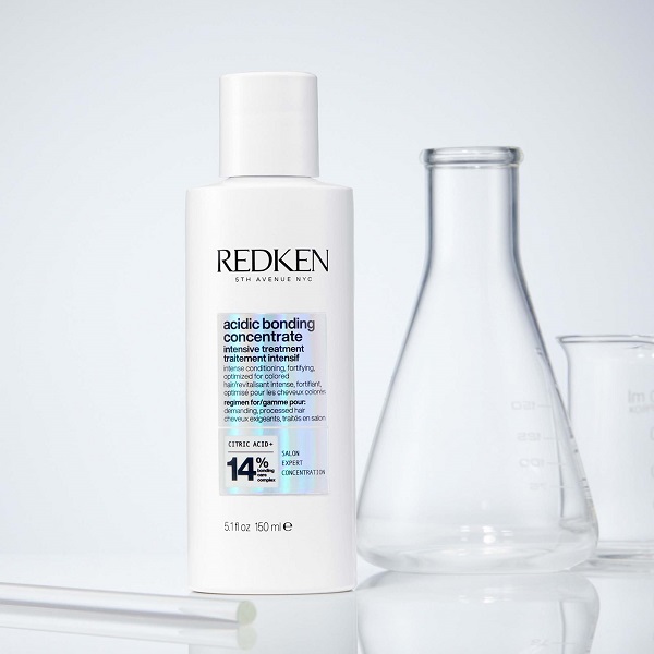 Free Redken Acidic Bonding Concentrate Intensive PreTreatment Whole Mom